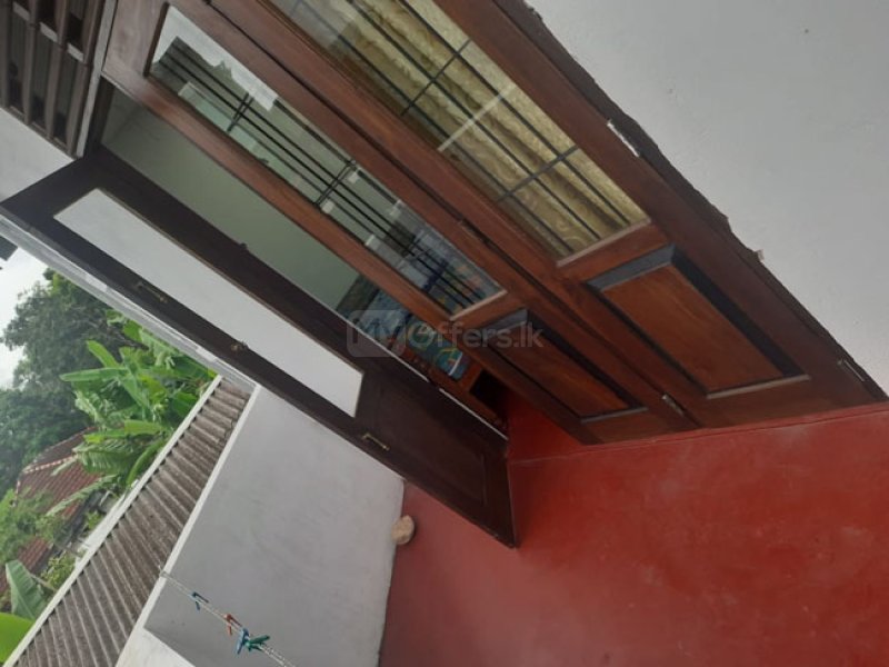"Rooms for rent for working ladies, female students, etc.
Annex is equipped with attached bathroom  - Image 4