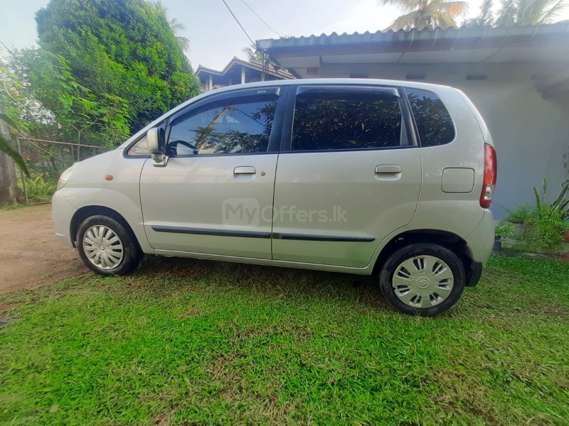 Suzuki Estilo – 2010 Zen
Registered in 2010
Excellent Fuel Efficiency – 18–22 km/l ideal for