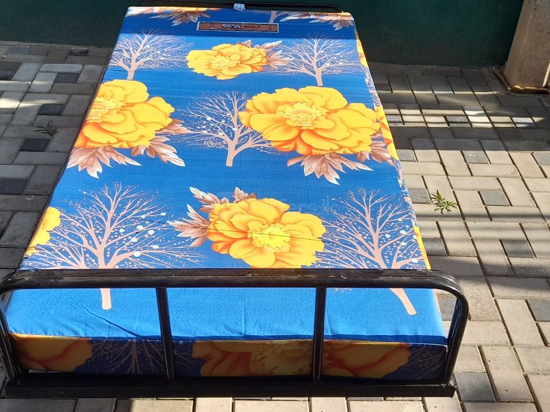 Steel single bed with mattress
Brand New
3 x 6
Bed 6500
Metress 5500 - Image 3