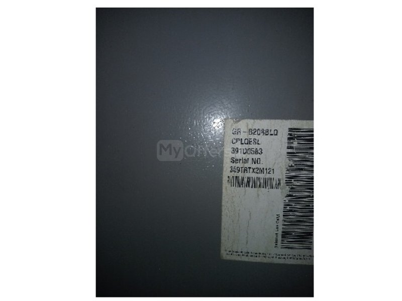 LG used side by side door fridge
Selling due to upgrade
Working perfectly below panel corroded due t - Image 3