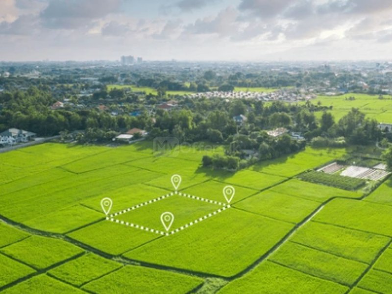 Discover an exceptional opportunity to own prime land for sale in Homagama, located in the vibrant h