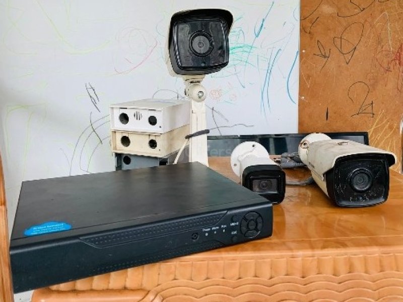 Used 5 CCTV Camera Full Pack
Price Rs.35,000/-

Hikvision Camera 2
Otherbrand Camera 3
Powersup - Image 2