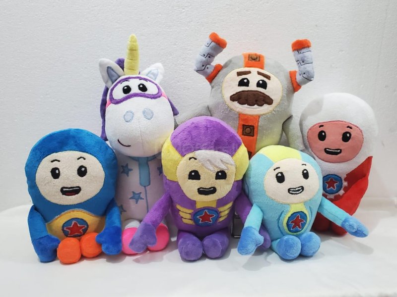 Bring adventure home with this adorable Go Jetters soft toy, inspired by the hit CBeebies series! Pe