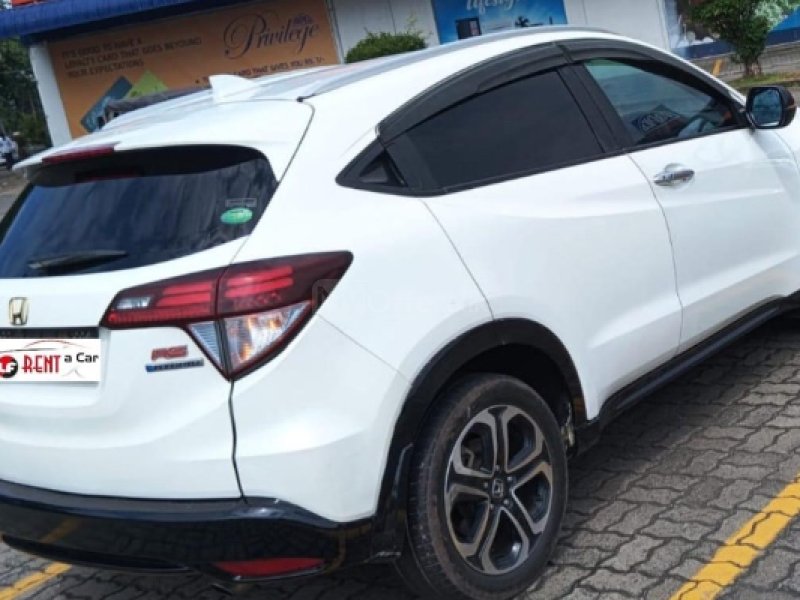 Toyota Vezel for Rent – Self Drive

• Available for short-term and long-term rental
•Personal 