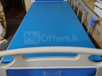 fully electric adjustable bed paired with a medium-firm orthopaedic mattress. These beds reduce join