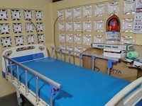fully electric adjustable bed paired with a medium-firm orthopaedic mattress. These beds reduce join - Image 2